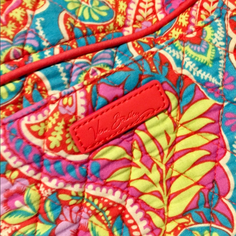 Vera Bradley medium tote bag